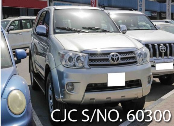 2010 Toyota / Fortuner Stock No. 60300